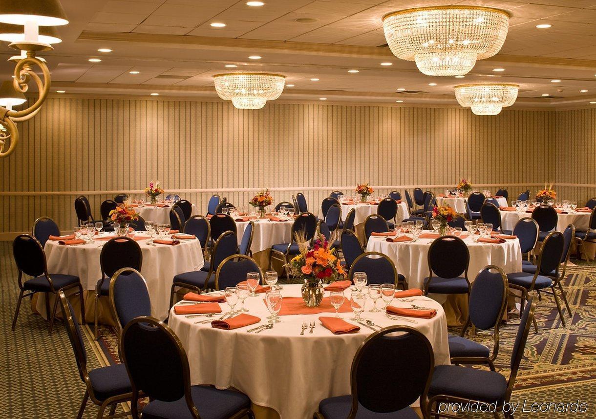 Holiday Inn Hartford Downtown Area, An Ihg Hotel East Hartford Restaurant photo